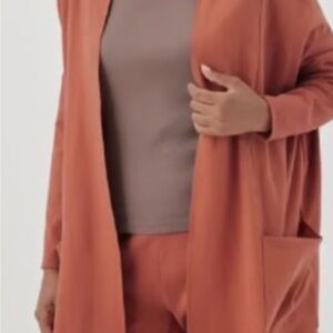 Pact Cardigan. Size xsmall
100% organic cotton